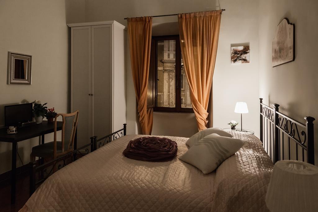 Glam Sm Maggiore Guest House Roma Esterno foto