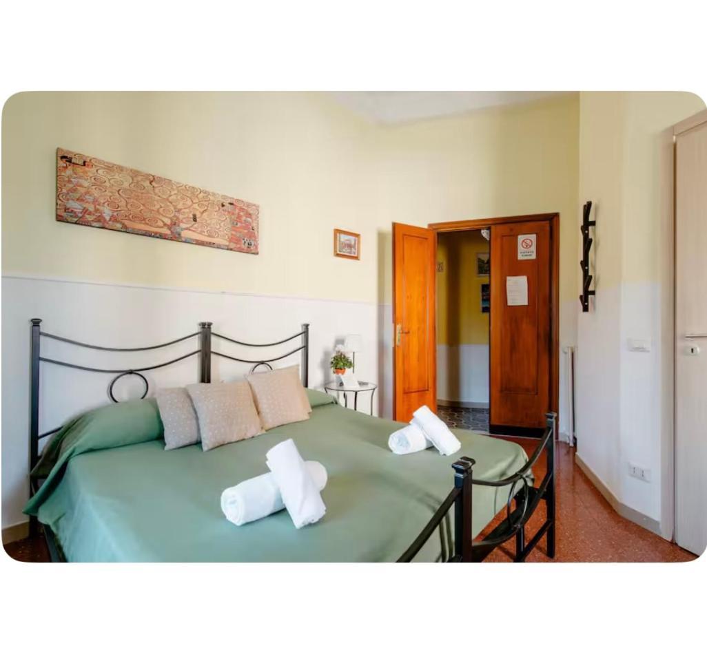 Glam Sm Maggiore Guest House Roma Esterno foto