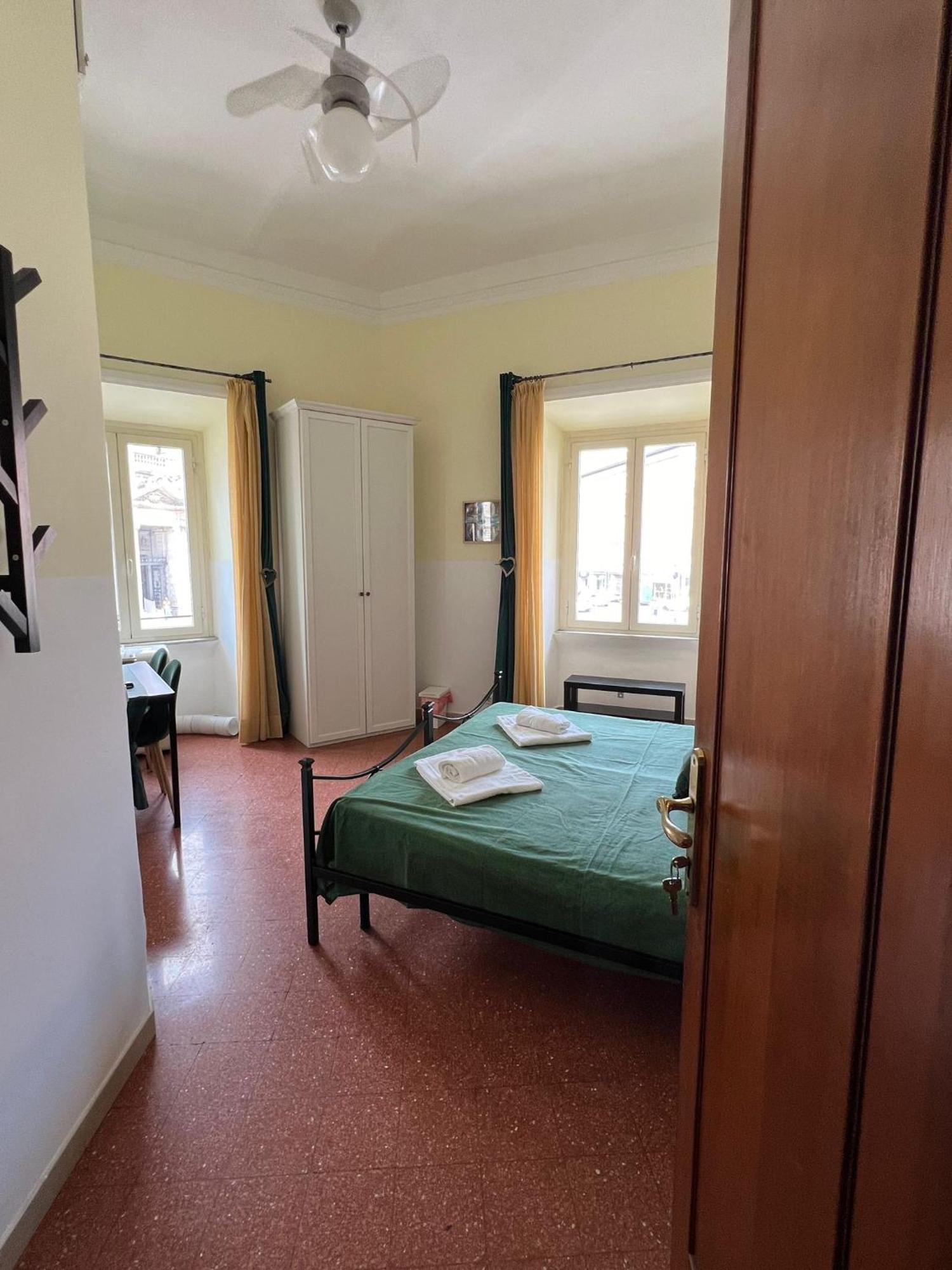 Glam Sm Maggiore Guest House Roma Esterno foto