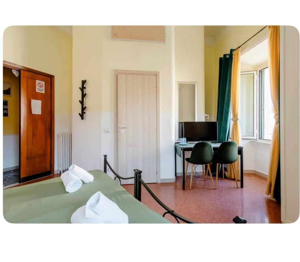 Glam Sm Maggiore Guest House Roma Esterno foto